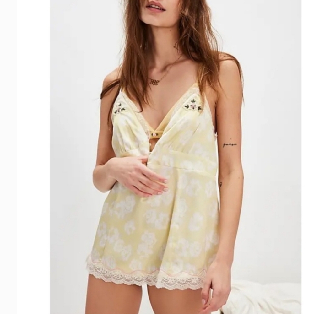 *NEW* Free People Night Life Cami Lemon Custard